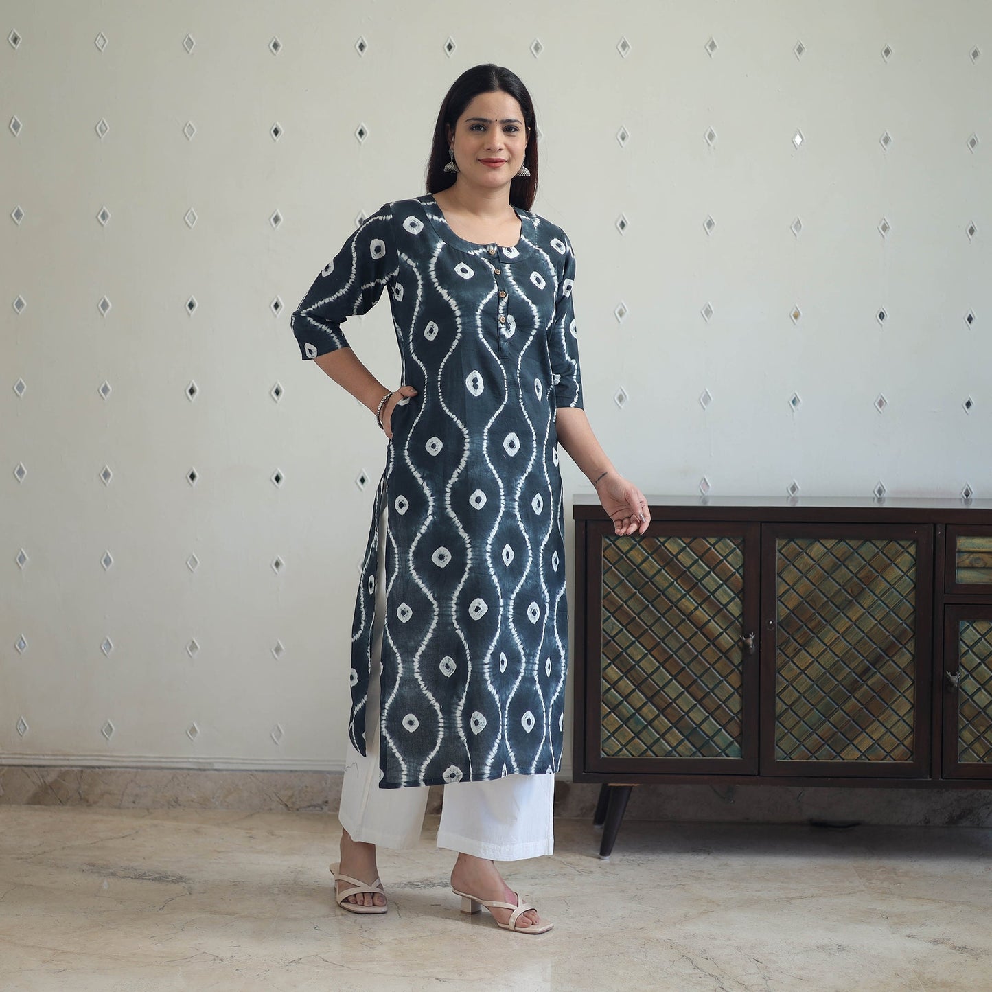  Black Tie & Dye Cotton Straight Shibori Kurta for Women