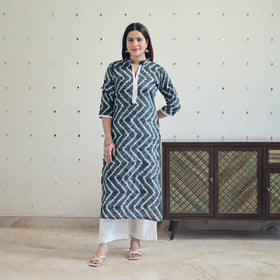  Black Tie & Dye Cotton Straight Shibori Kurta for Women