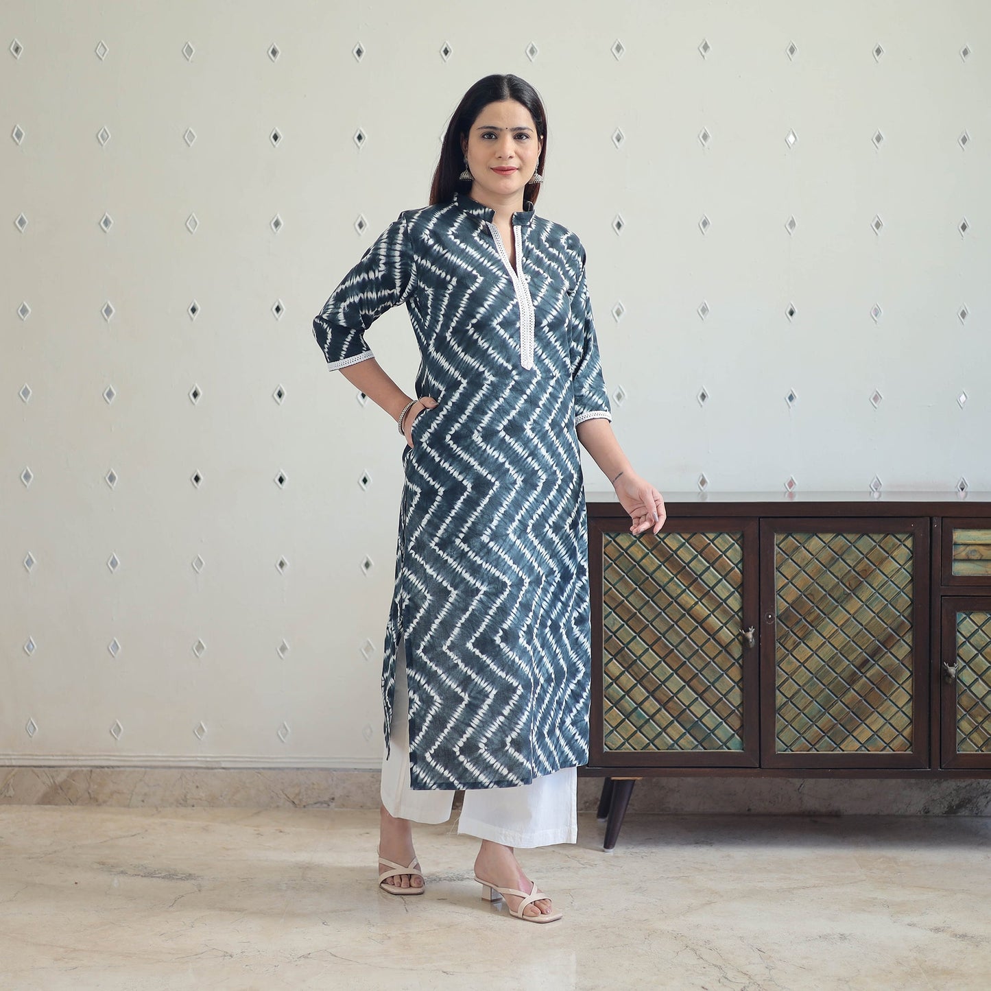  Black Tie & Dye Cotton Straight Shibori Kurta for Women