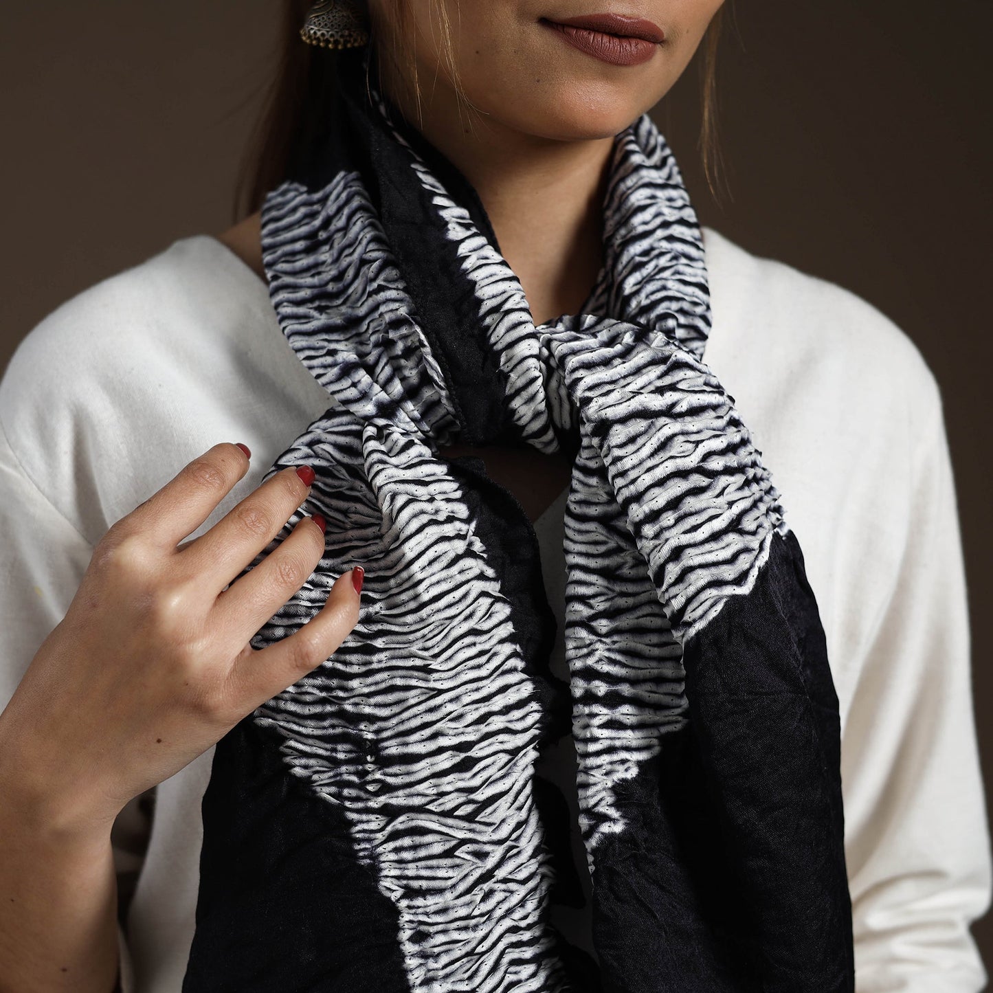 Buy Black Tie & Dye Gajji Silk Shibori Stole