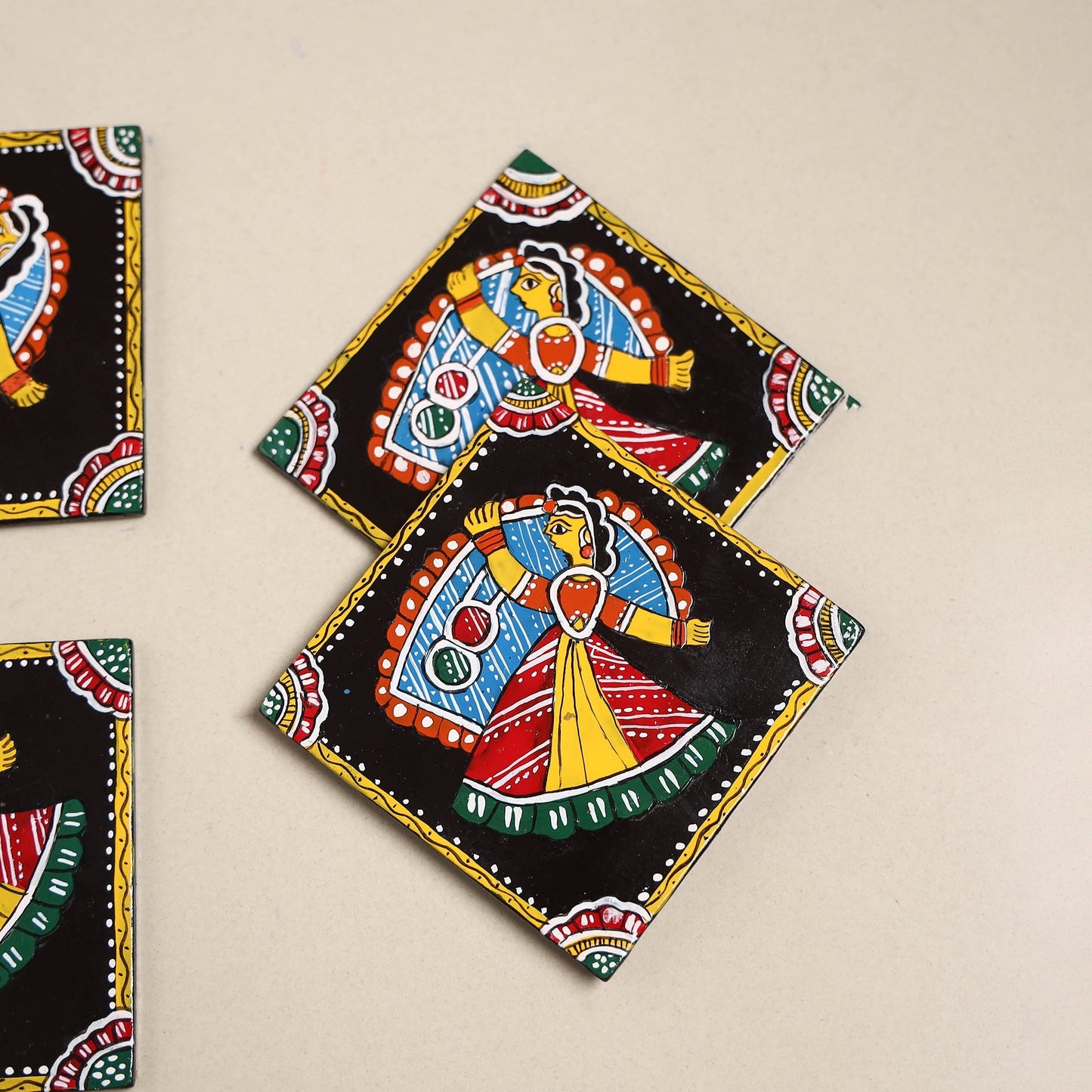 Tikuli art handpainted wooden coasters (set of 4) 08