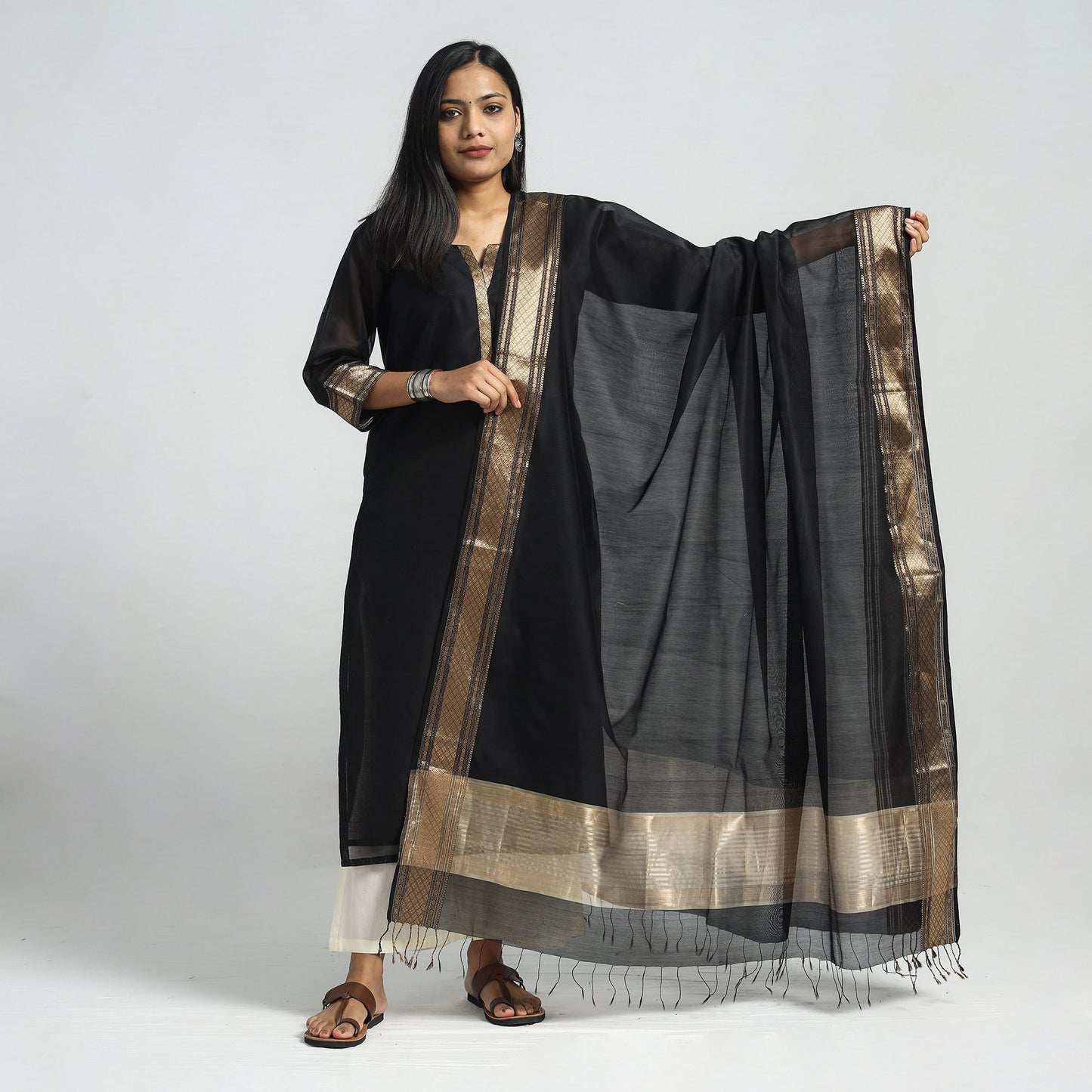 Black - traditional maheshwari handloom silk cotton zari