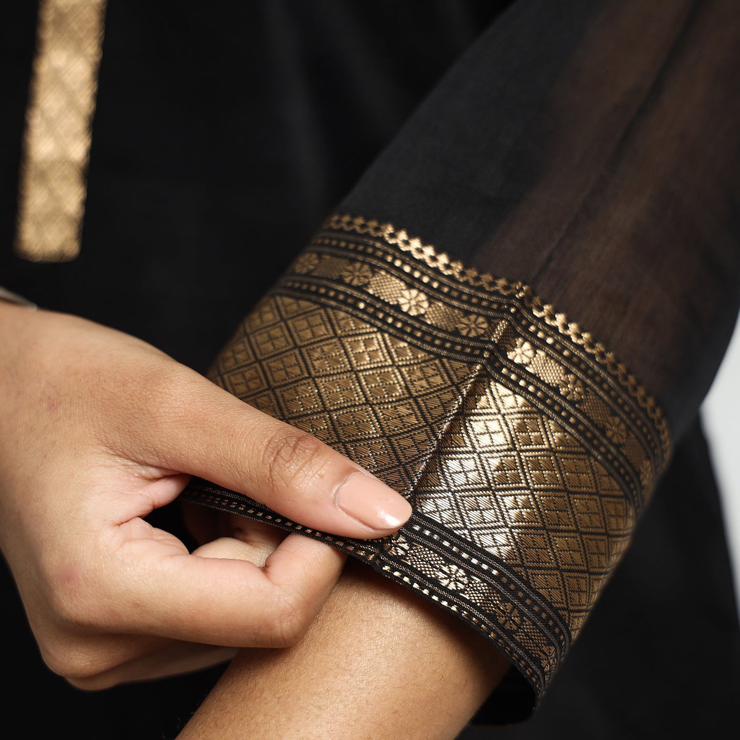 Black - traditional maheshwari handloom silk cotton zari