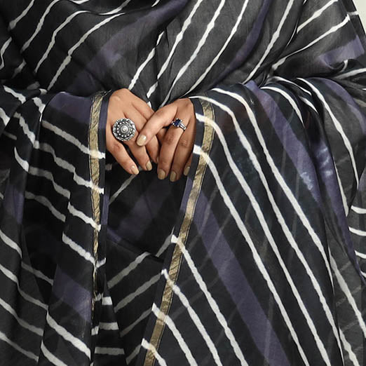 Black Traditional Tie & Dye Chanderi Silk Leheriya Dupatta