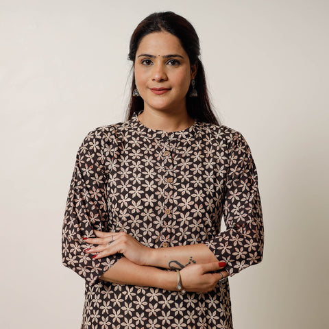 Black & white champa floral buta bagru hand printed cotton