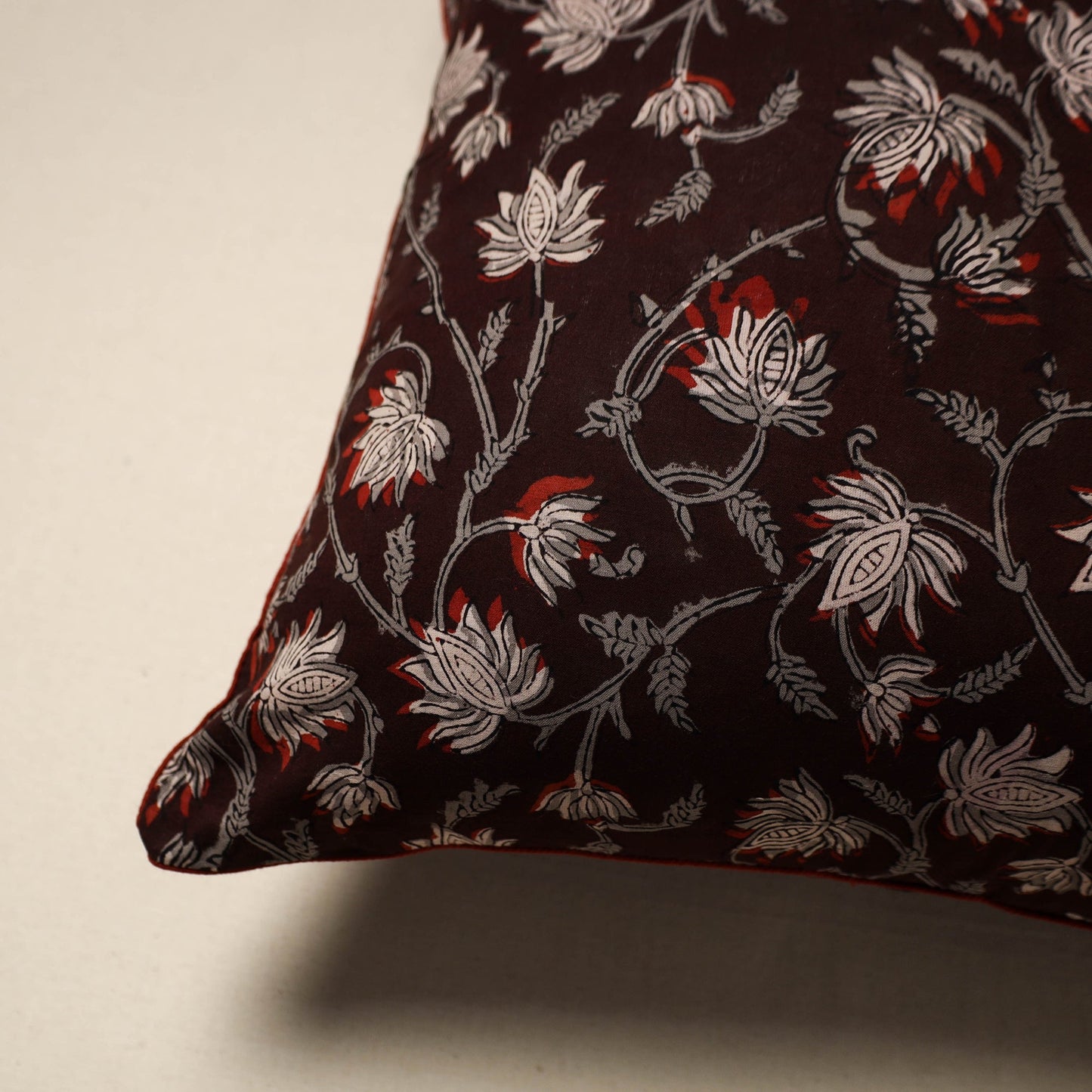 Cotton bagru cushion cover 83 - handcrafted