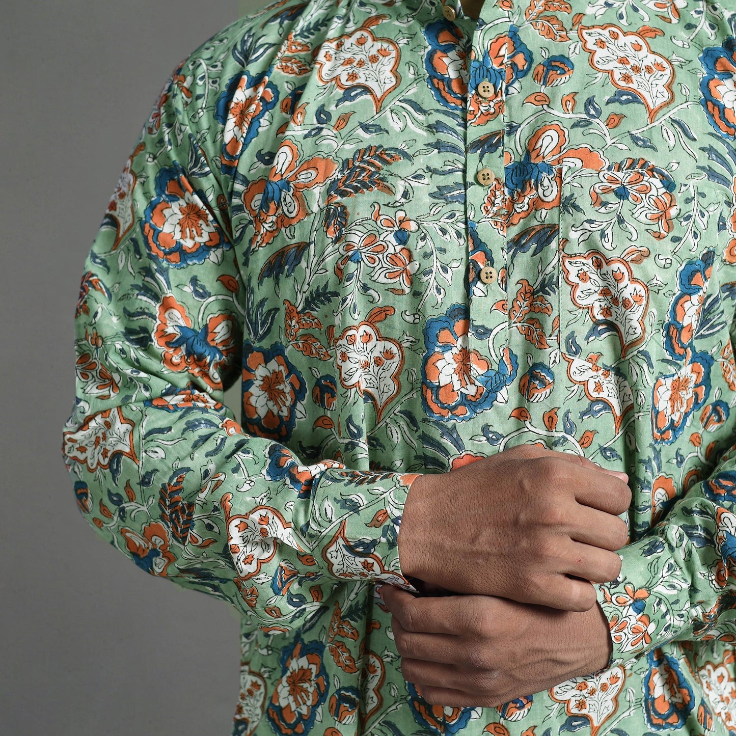 Cotton sanganeri kurta for men (short) 03 - handcrafted