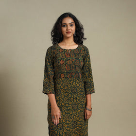 Natural dyed cotton straight kurta 10 - s - handcrafted