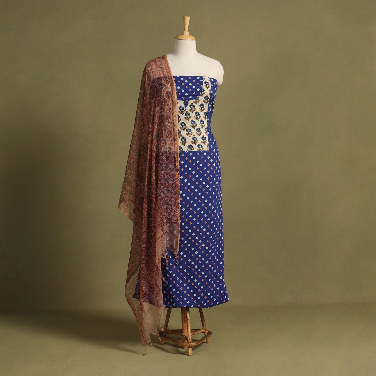 Blue 2pc Unstitched Bandhani Dress Material with Jewellery Set