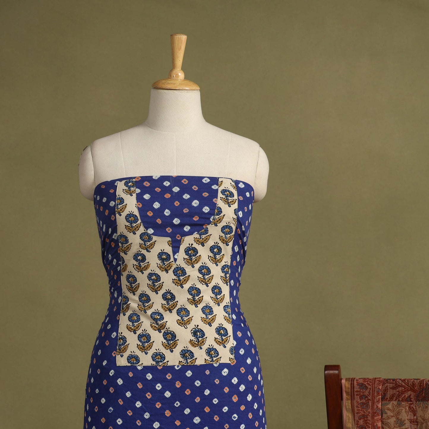 Blue 2pc Unstitched Bandhani Dress Material with Jewellery Set