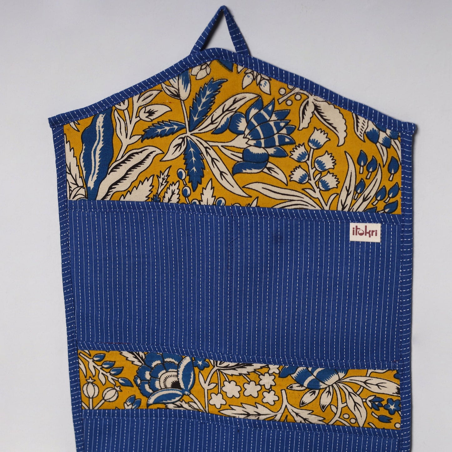 Blue - 4 pockets handcrafted cotton wall hanging letter