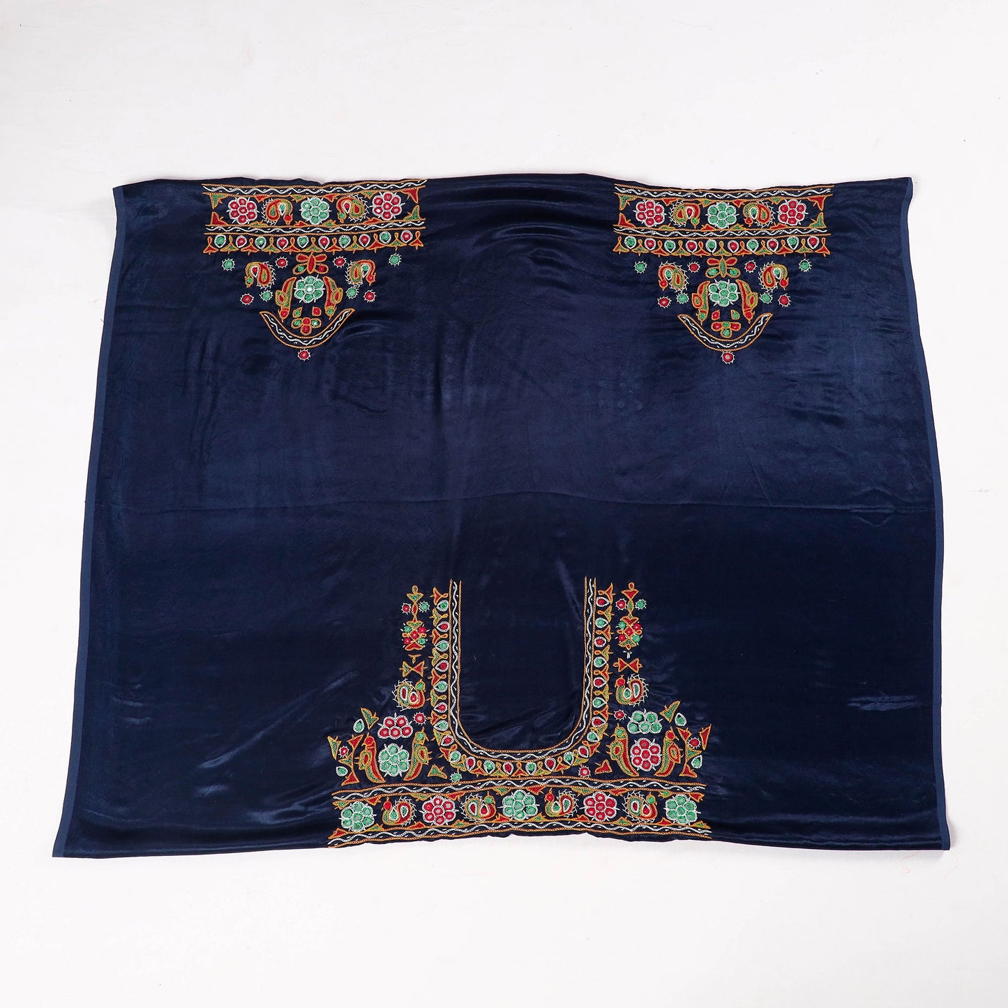 Buy Kutch Mirror Work Mashru Silk Blouse Piece Online at iTokri.com