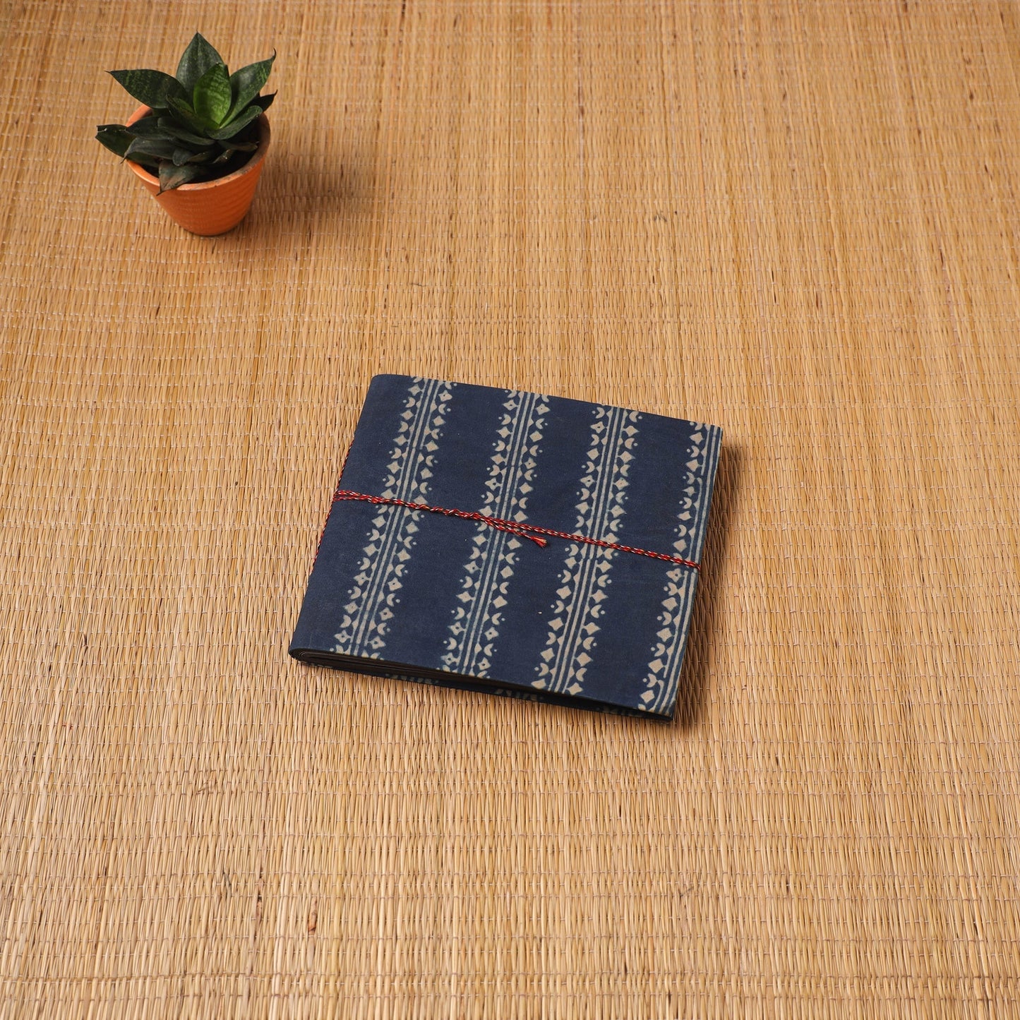 Fabric cover handmade paper photo album (9 x 10 in) 84