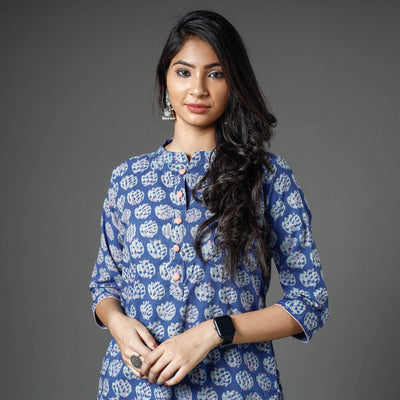 Buy Akola Block Printed Cotton Long Kurta Online l iTokri.com