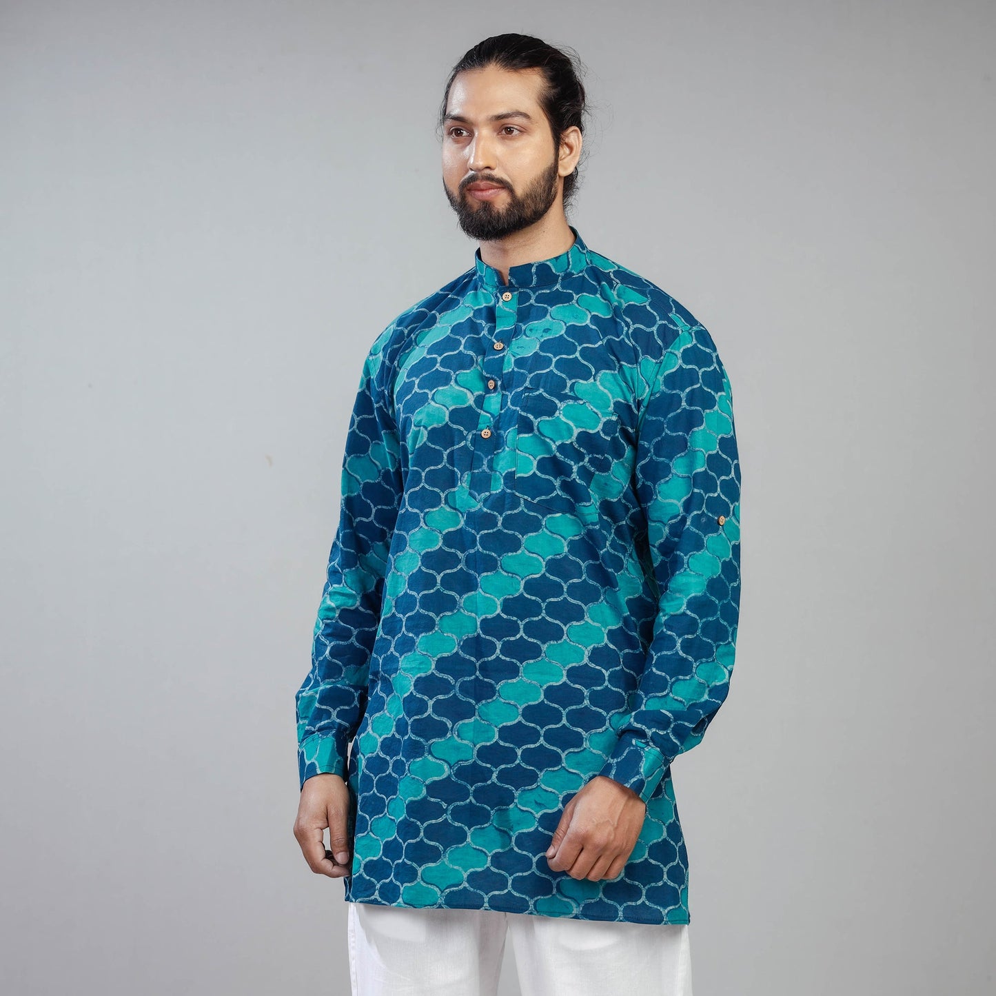 Buy Akola Block Printed Cotton Men Short Kurta Online at iTokri.com
