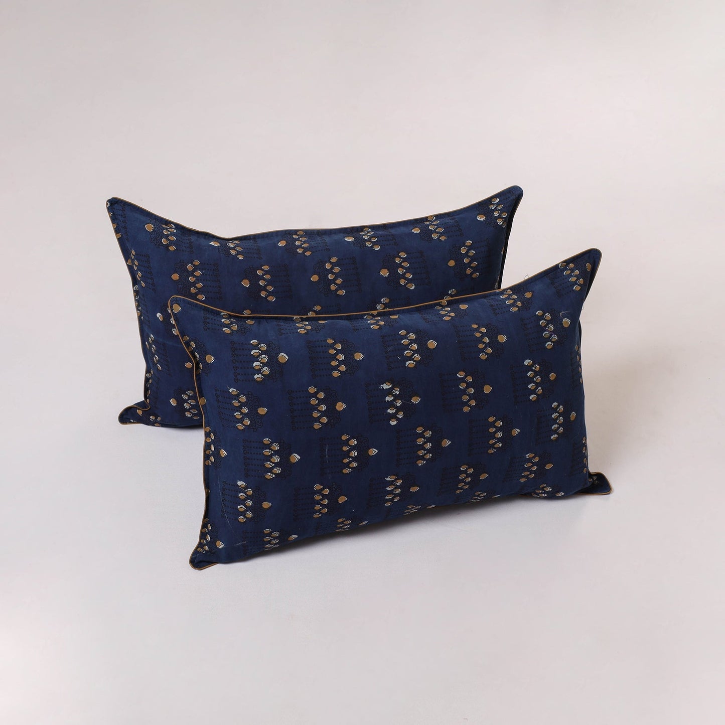 Akola hand pillow cover (set of 2) 01 - handcrafted