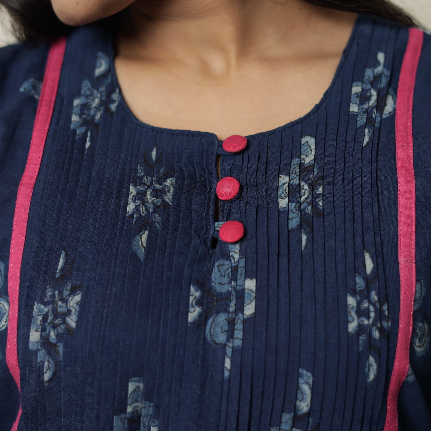 Buy Akola Hand Block Printed Cotton Pintuck Straight Kurta 06 Online at iTokri.com