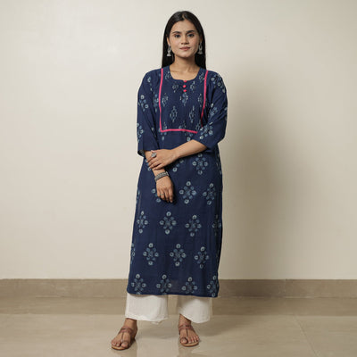 Buy Akola Hand Block Printed Cotton Pintuck Straight Kurta 06 Online at iTokri.com