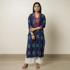 Buy Akola Hand Block Printed Cotton Straight Kurta with Kutch Embroidery Patchwork 27 Online at iTokri.com
