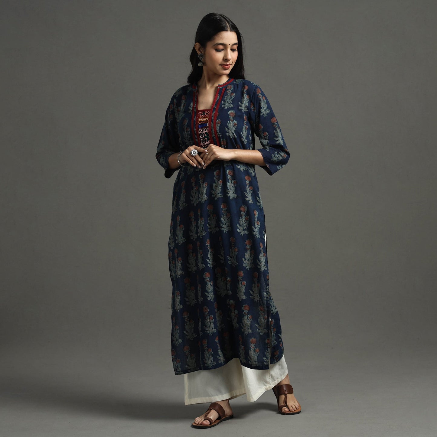 Buy Akola Hand Block Printed Cotton Straight Kurta with Kutch Embroidery Patchwork Online at iTokri.com