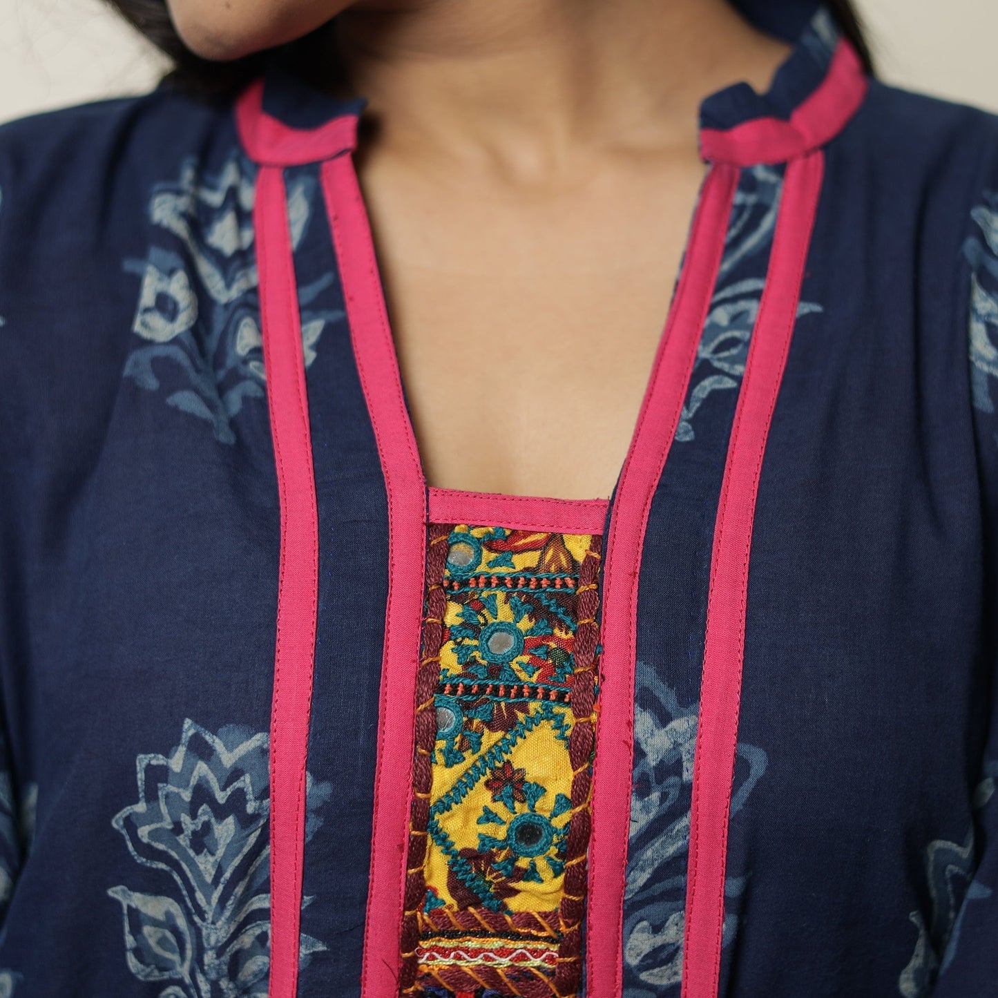 Buy Akola Hand Block Printed Cotton Straight Kurta with Kutch Embroidery Patchwork 27 Online at iTokri.com
