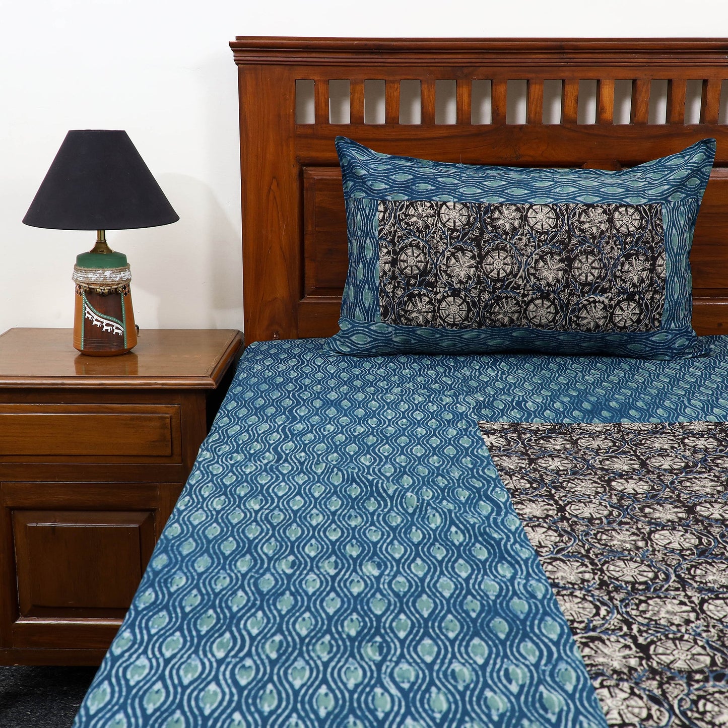 Blue Akola Print with Kalamkari Patch Cotton Bedsheet Set