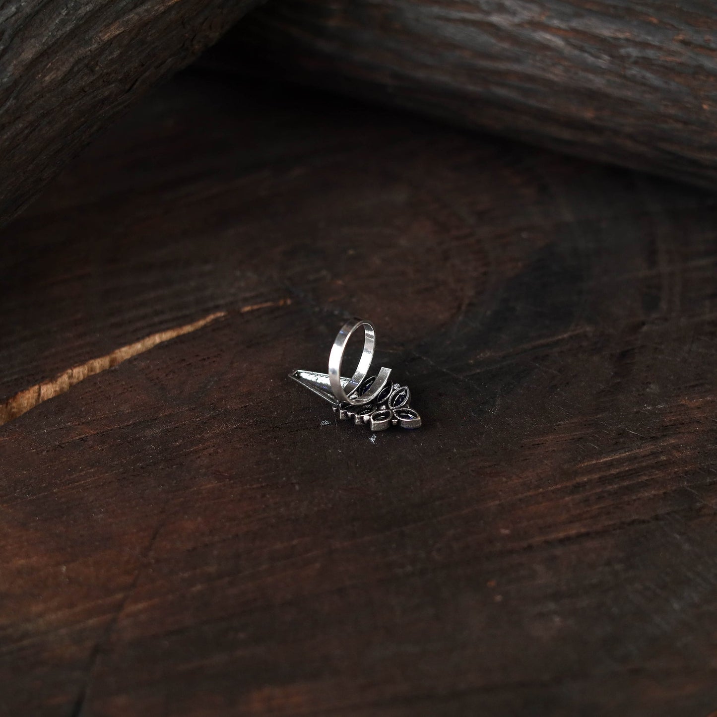 Blue - antique silver finish oxidised stone work ring 60