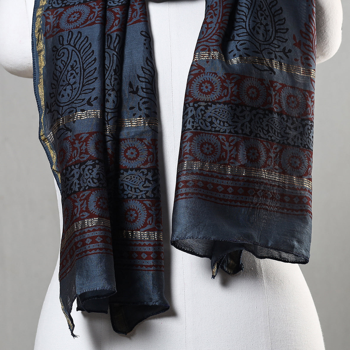 Buy Bagh Block Printed Chanderi Silk Stole Online at iTokri.com
