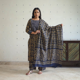 Buy Blue Batik Print Kurti Set – Cotton Suit Online