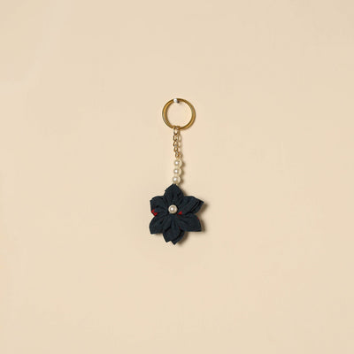 Beaded fabart flower keychain 06 - handcrafted