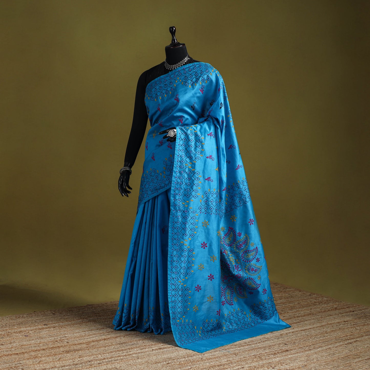 Bengal hand embroidered silk nakshi kantha saree 26