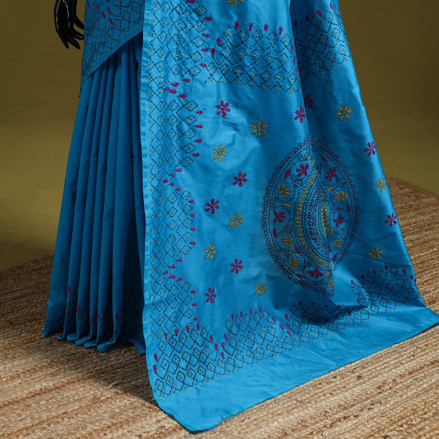 Bengal hand embroidery silk nakshi kantha saree 25