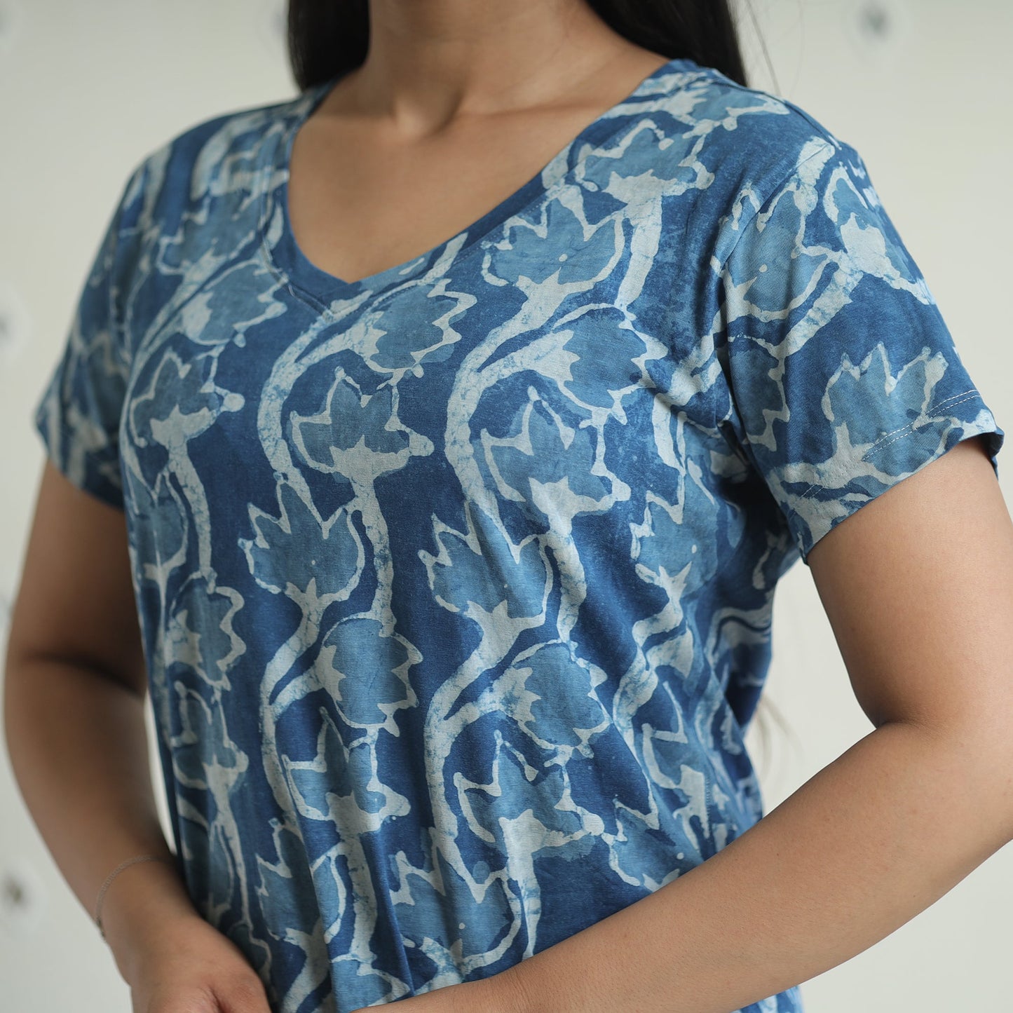  Bindaas Block Art Printed Cotton Women V Neck T-shirt 06 Online at iTokri.com