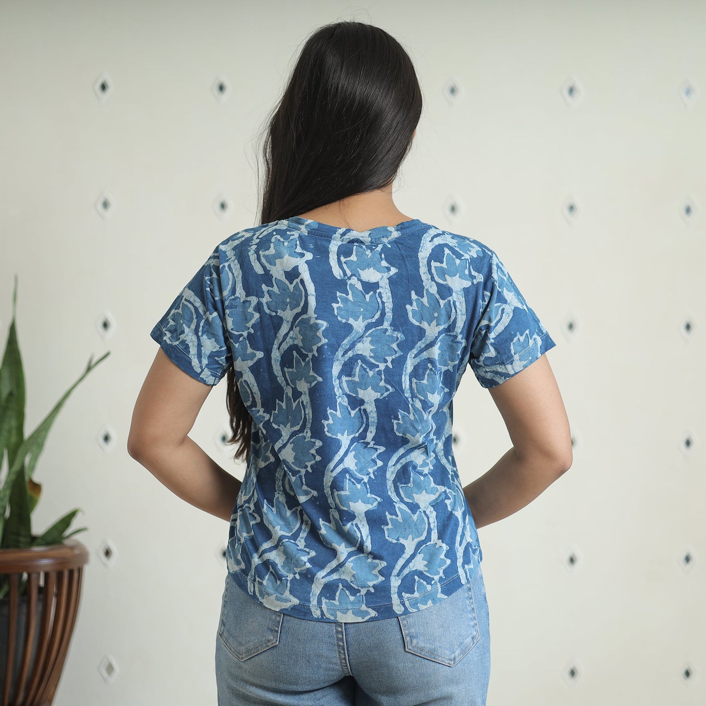  Bindaas Block Art Printed Cotton Women V Neck T-shirt 06 Online at iTokri.com