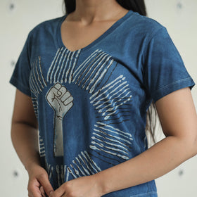 Buy Bindaas Block Art Printed Cotton Women V Neck T-shirt 09 Online at iTokri.com