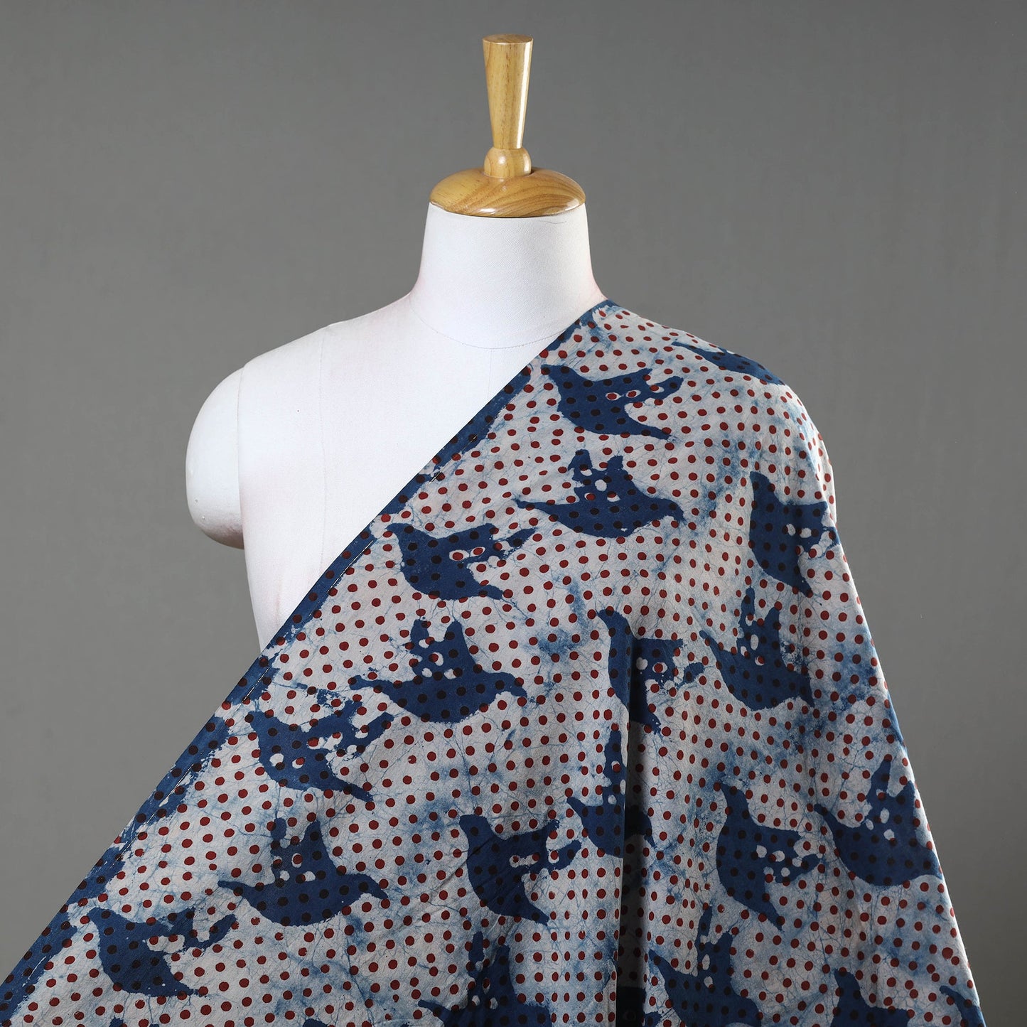 पहले सीधे Dots with Birds - Blue Bindaas Cotton Block Print Fabric