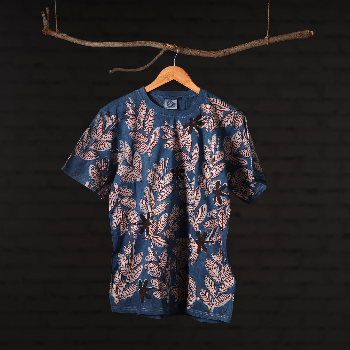  Block Art Prints Natural Dyed Cotton Round Neck T-shirt 