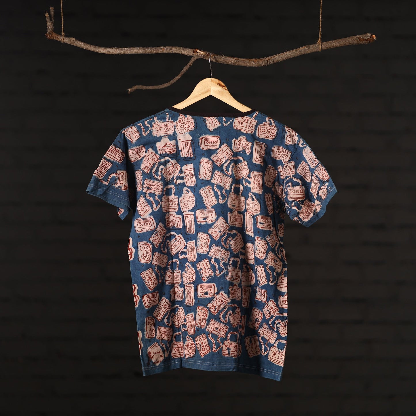 Buy Block Art Prints Natural Dyed Cotton Unisex Round Neck T-shirt Online at iTokri.com