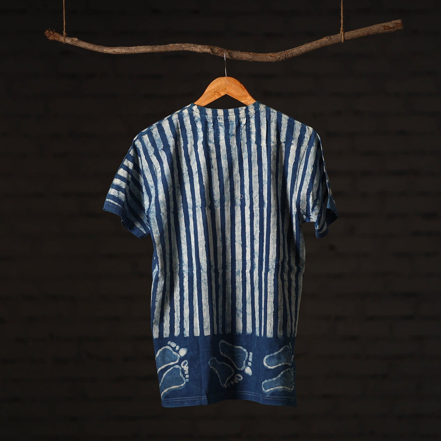 Buy Block Art Prints Natural Dyed Cotton Round Neck T-shirt Online at iTokri.com