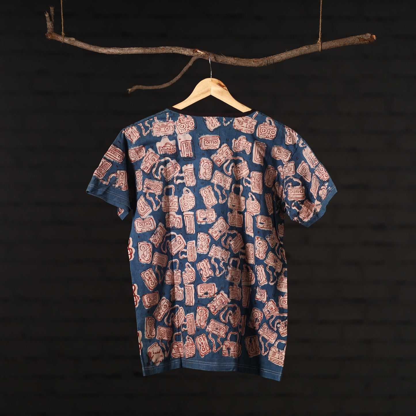 Buy Block Art Prints Natural Dyed Cotton Unisex Round Neck T-shirt Online at iTokri.com