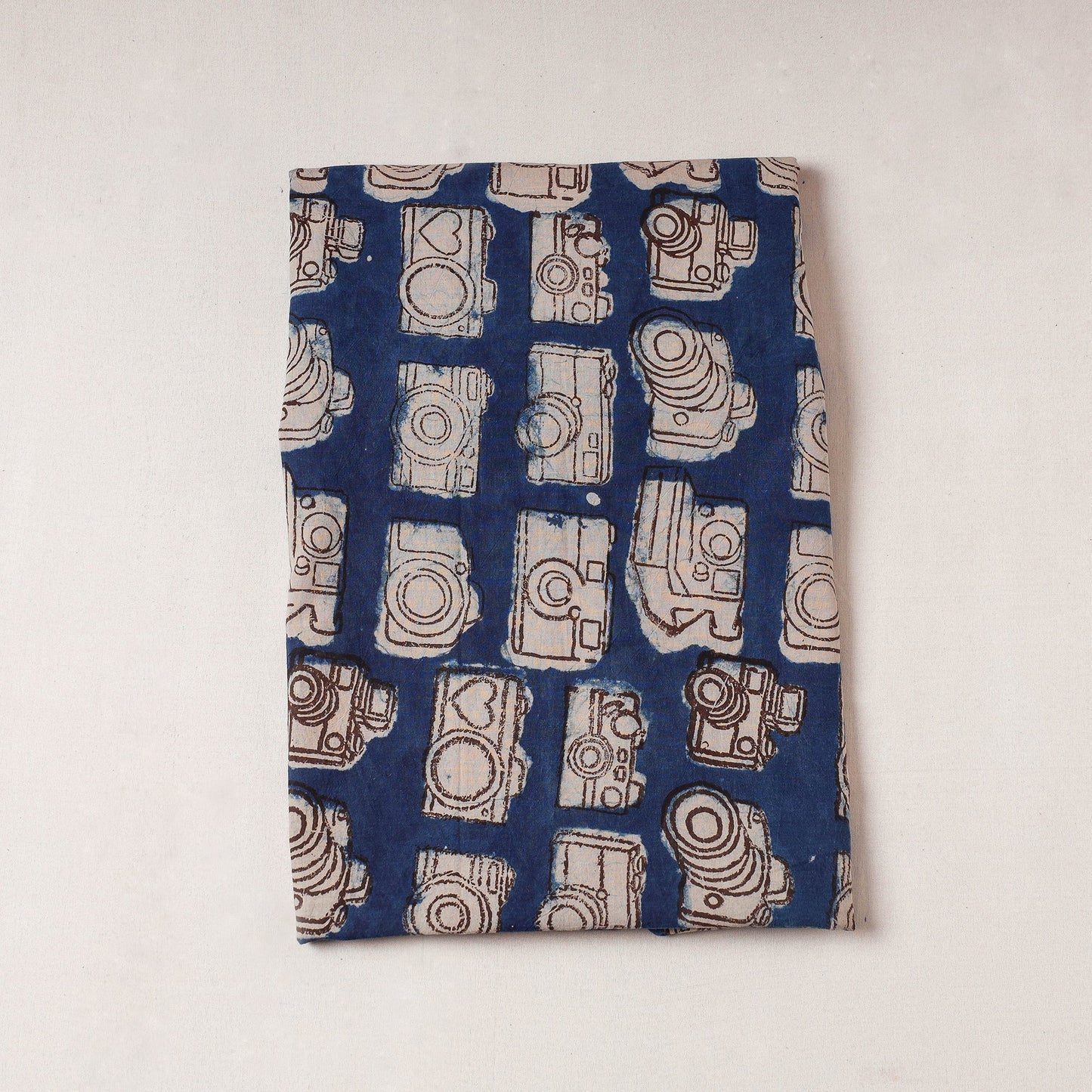 Buy Bindaas Block Printed Cotton Precut Fabric Online l iTokri.com