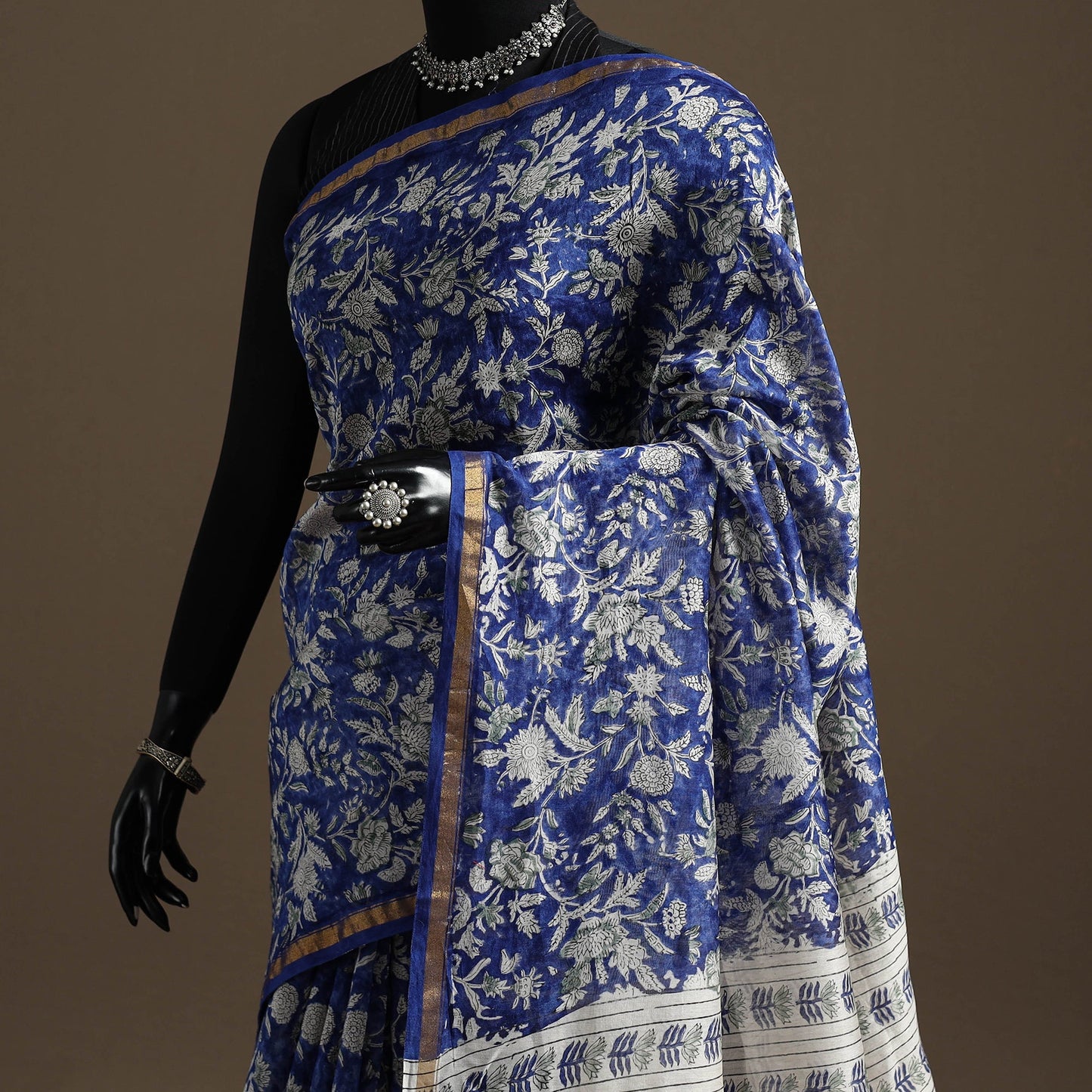 Chanderi silk hand sanganeri saree with zari border 04