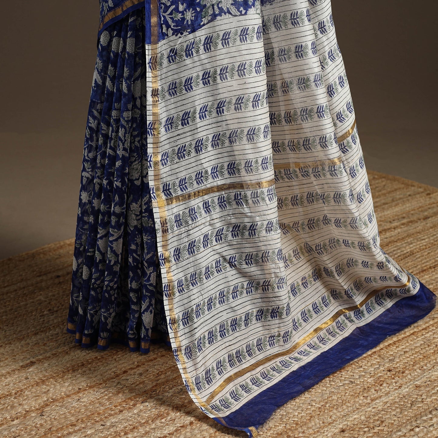 Chanderi silk hand sanganeri saree with zari border 04