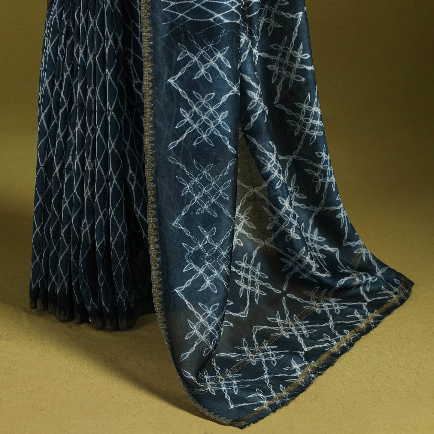 Chanderi silk nui shibori tie-dye saree with ghicha border