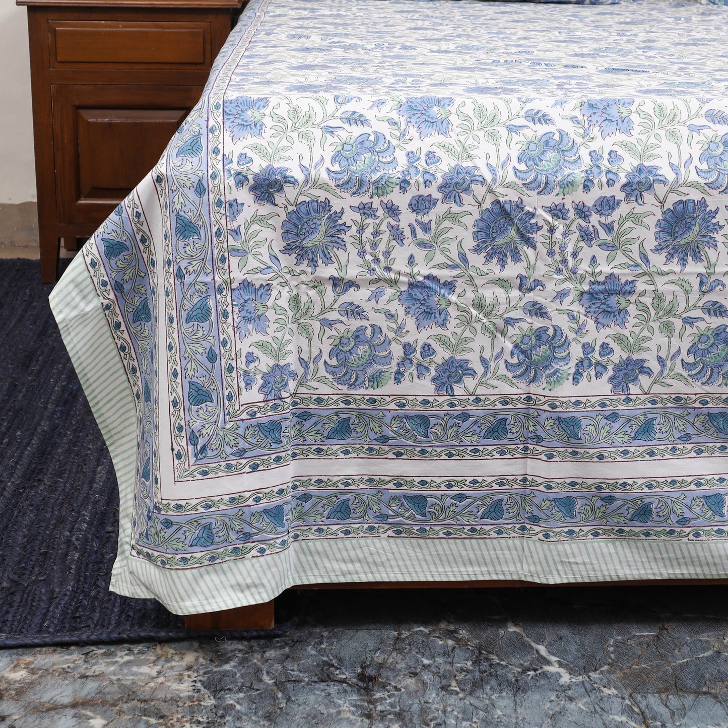 Cotton double sanganeri bed sheet set (108 x 90 in) 08