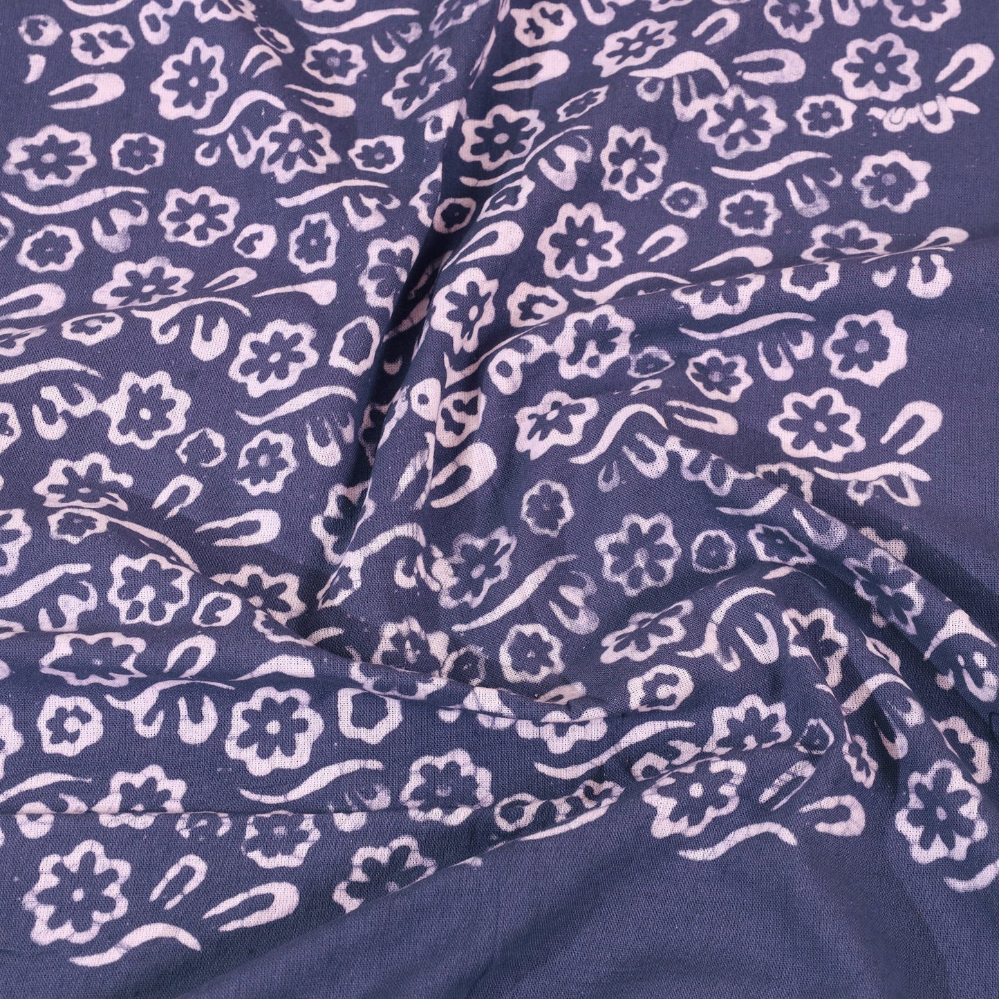 Buy Hand Batik Print Bed Sheet Online at iTokri.com