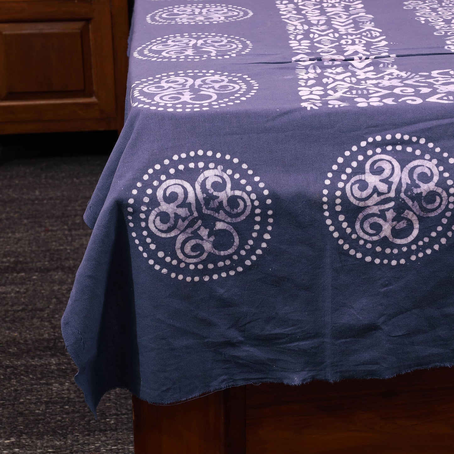 Buy Hand Batik Print Bed Sheet Online at iTokri.com