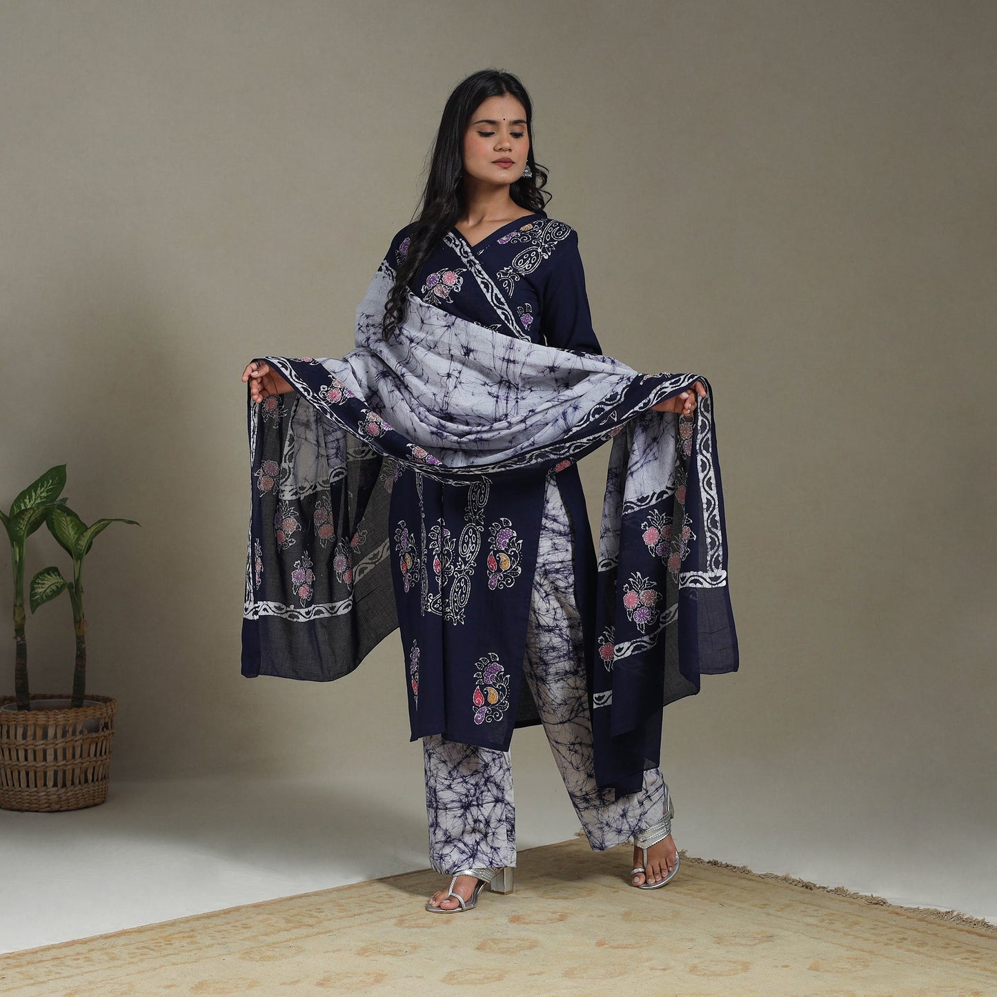 Blue Cotton Indonesian Hand Batik Print Kurta Set (Set of 3)