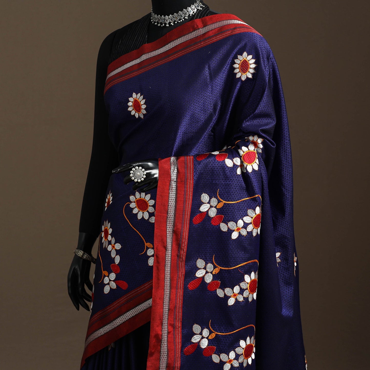 Cotton nath work khun saree 23 - handcrafted