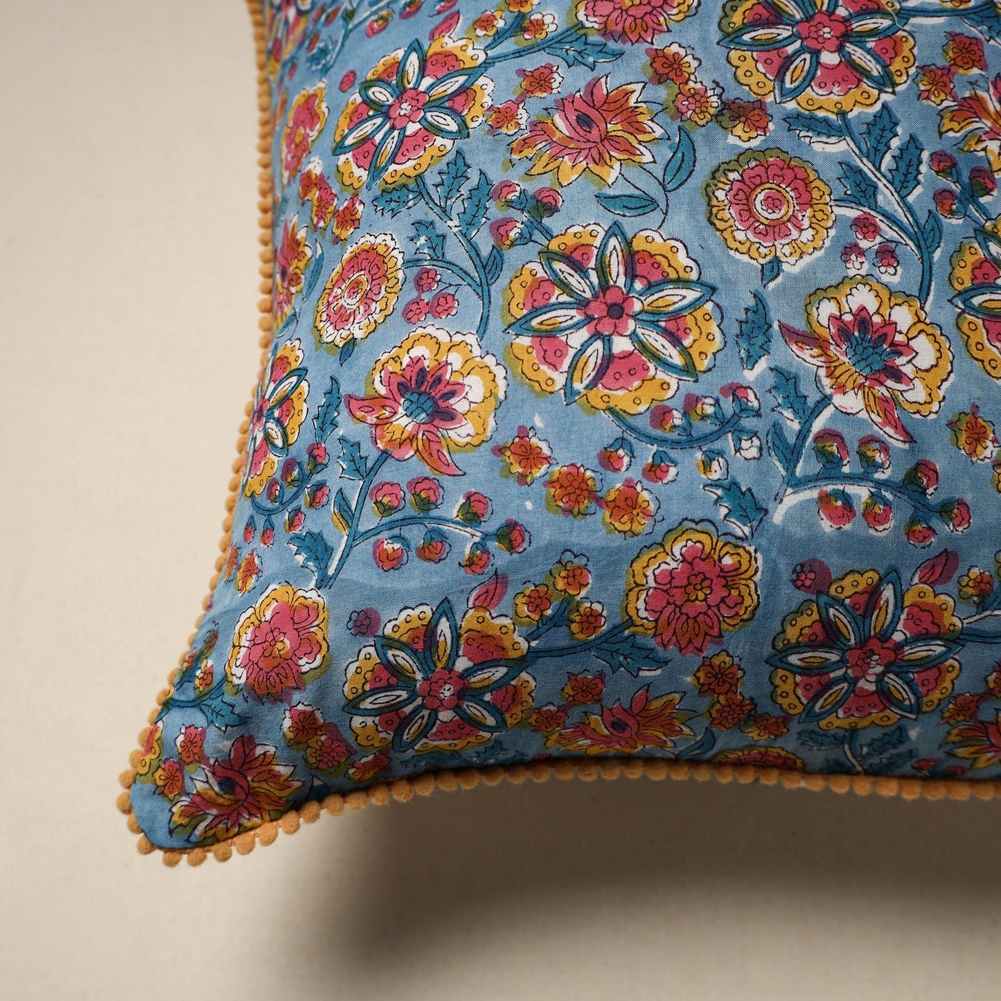 Cotton sanganeri cushion cover 09 - handcrafted